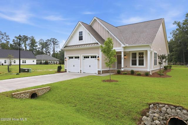 26 Paddington Way, Trent Woods, NC 28562