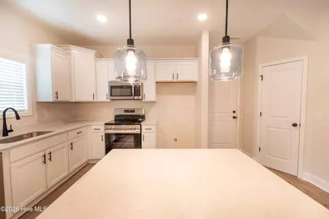 Other - 574 Poppleton Dr, Hampstead, NC 28443 photo 7 of 13