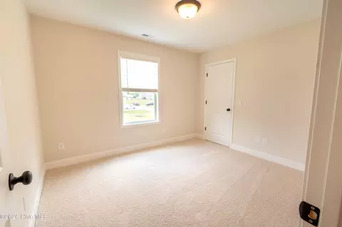 Bedroom - 574 Poppleton Dr, Hampstead, NC 28443 photo 4 of 7