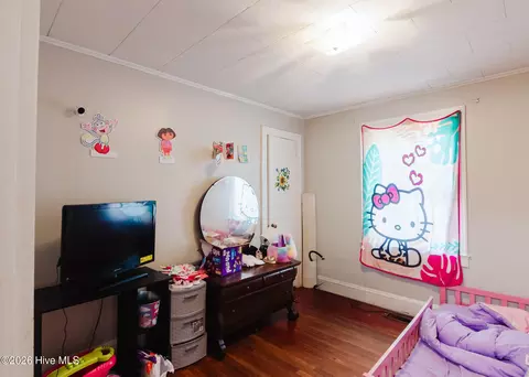 Bedroom - 303 Myrtle Ave, Hamlet, NC 28345 photo 3 of 4