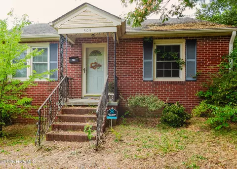 Exterior - 303 Myrtle Ave, Hamlet, NC 28345 photo 7 of 7