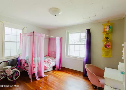 Bedroom - 303 Myrtle Ave, Hamlet, NC 28345 photo 2 of 4