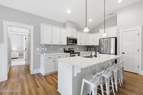 65 Draft Line Ct, Hampstead, NC 28443 photo 8