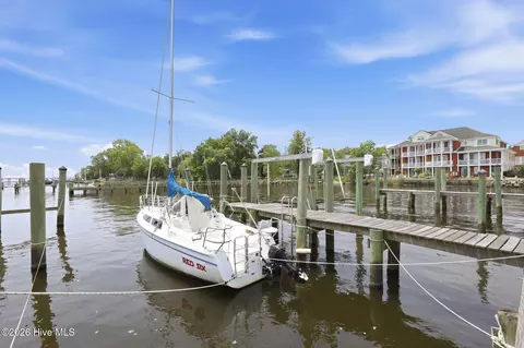Other - 744 E Front St, New Bern, NC 28560 photo 3 of 19