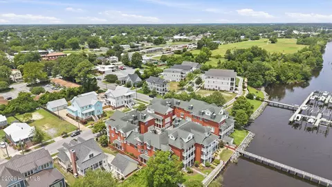 View/Area - 744 E Front St, New Bern, NC 28560 photo 5 of 12