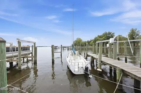Other - 744 E Front St, New Bern, NC 28560 photo 12 of 19