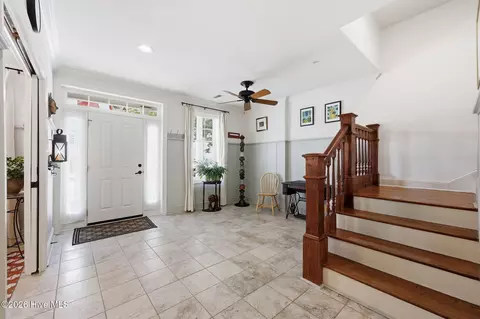 Entry Way - 744 E Front St, New Bern, NC 28560 photo 2 of 2