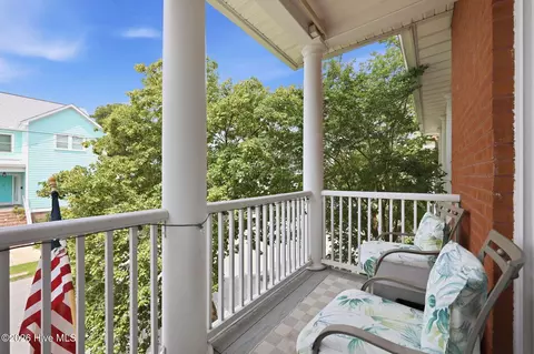 Exterior - 744 E Front St, New Bern, NC 28560 photo 5 of 11