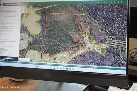 3180 Roseboro Hwy, Clinton, NC 28328