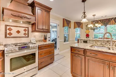 Kitchen - 4624 Sheffield Dr, Evans, GA 30809 photo 2 of 7