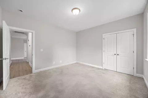 Bedroom - 330 Crown Pointe Dr, Hampstead, NC 28443 photo 4 of 5