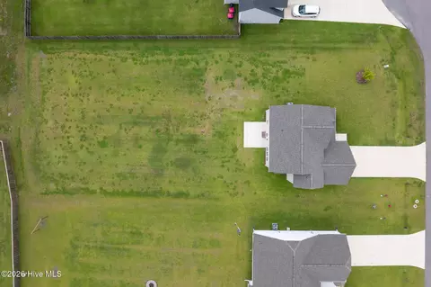 View/Area - 405 Silverstone Pl, Hubert, NC 28539 photo 2 of 7