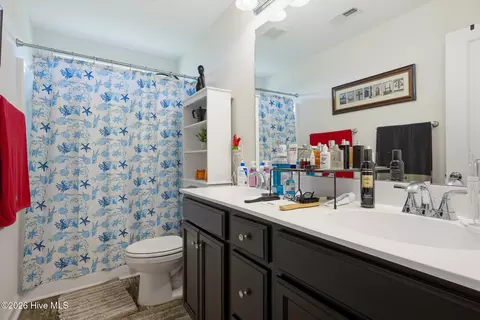 Bath - 405 Silverstone Pl, Hubert, NC 28539 photo 3 of 3