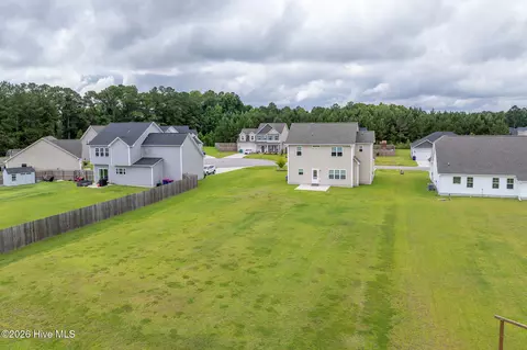 View/Area - 405 Silverstone Pl, Hubert, NC 28539 photo 1 of 7