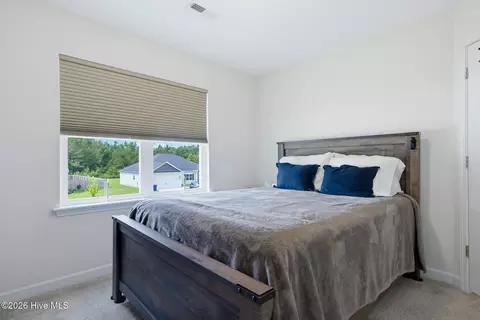 Bedroom - 405 Silverstone Pl, Hubert, NC 28539 photo 6 of 7