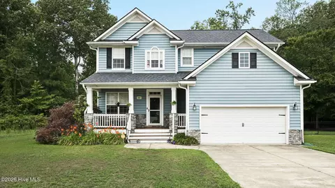 2857 Little Gem Cir, Winterville, NC 28590