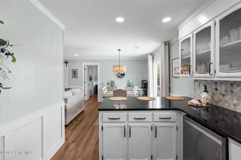 412 36th St, Sunset Beach, NC 28468 photo 7