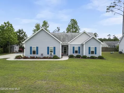 408 Gavins Run, Sneads Ferry, NC 28460