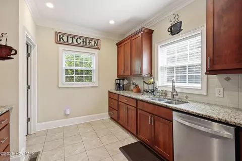 Kitchen - 6 Regal Way, Pinehurst, NC 28374 photo 1 of 4