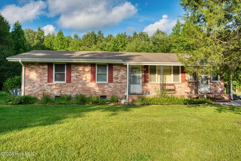 12862 N Nc Highway 94 N, Creswell, NC 27928