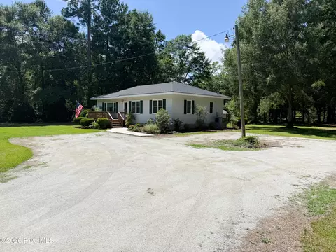 1240 Titus Ln, Jacksonville, NC 28540
