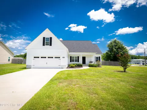 104 Scott Jenkins Rd, Jacksonville, NC 28540