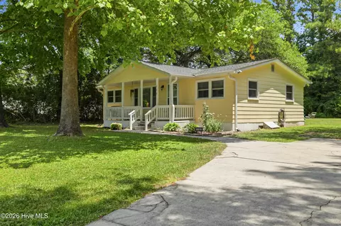 249 Ernest Gurganus Rd, Jacksonville, NC 28540