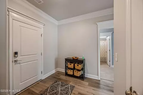 Entry Way - 825 Lost Grove Trl, Evans, GA 30809 photo 5 of 10