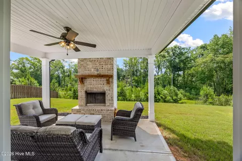 Exterior - 825 Lost Grove Trl, Evans, GA 30809 photo 5 of 11