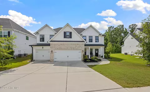 Exterior - 825 Lost Grove Trl, Evans, GA 30809 photo 2 of 11