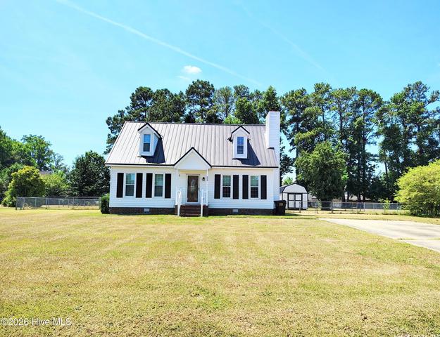 949 Teakwood Dr, Greenville, NC 27834