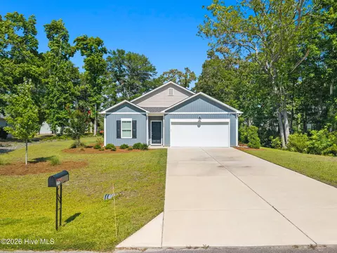 1636 Star Cross Dr SW, Shallotte, NC 28470
