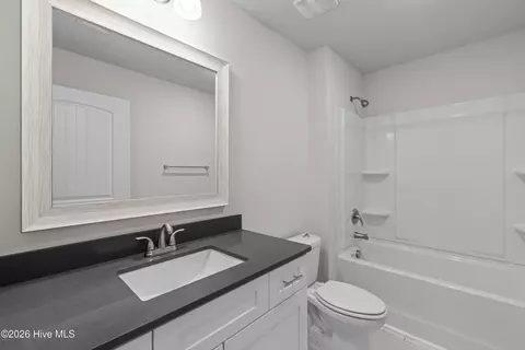 Bath - 3073 Brems Dr, Augusta, GA 30909 photo 1 of 4