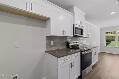 Kitchen - 3073 Brems Dr, Augusta, GA 30909 photo 6 of 6