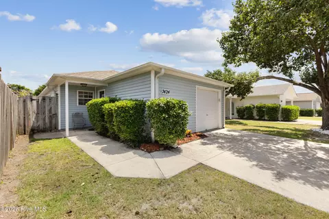 7424 Milan Ct, Wilmington, NC 28411