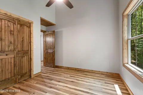 Bedroom - 80 Oak Knob Dr, Murphy, NC 28906 photo 5 of 5