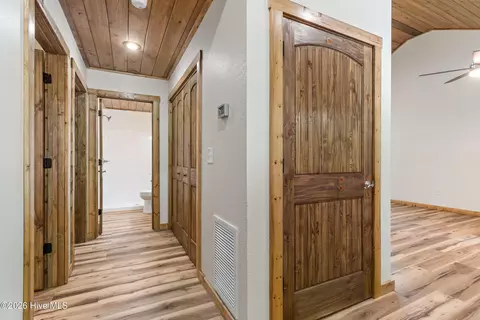 Entry Way - 80 Oak Knob Dr, Murphy, NC 28906 photo 4 of 4