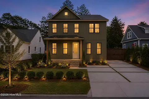785 N May St, Southern Pines, NC 28387