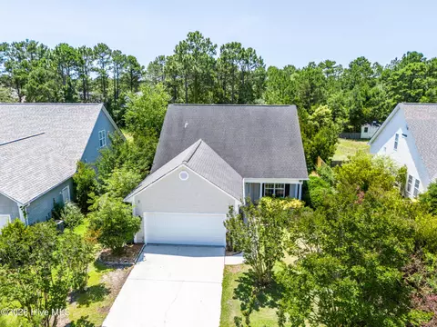 View/Area - 126 Leeward Ln, Hampstead, NC 28443 photo 1 of 5