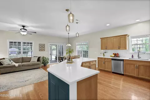 Kitchen - 126 Leeward Ln, Hampstead, NC 28443 photo 1 of 4
