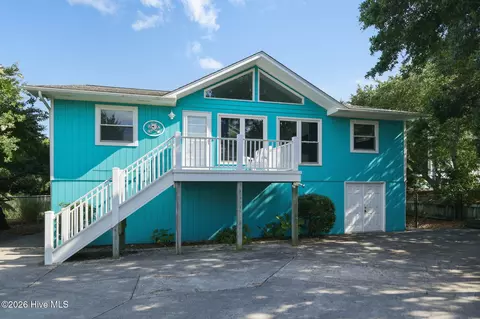 1607 Emerald Dr, Emerald Isle, NC 28594