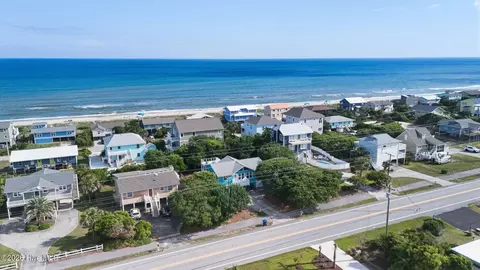 View/Area - 1607 Emerald Dr, Emerald Isle, NC 28594 photo 3 of 6
