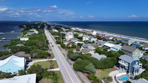 View/Area - 1607 Emerald Dr, Emerald Isle, NC 28594 photo 6 of 6