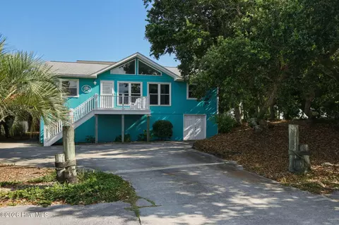 Exterior - 1607 Emerald Dr, Emerald Isle, NC 28594 photo 7 of 7