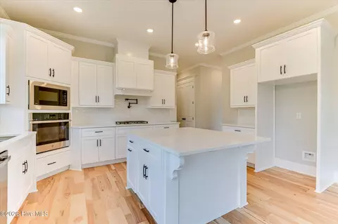Kitchen - 610 Darien Dr, Evans, GA 30809 photo 1 of 5
