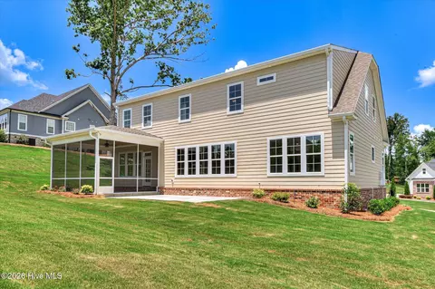 Exterior - 610 Darien Dr, Evans, GA 30809 photo 8 of 11