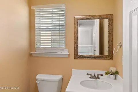 Bath - 330 Hogan Way, Evans, GA 30809 photo 6 of 11