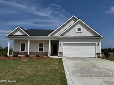 238 Ashley Heights Dr, Aberdeen, NC 28315