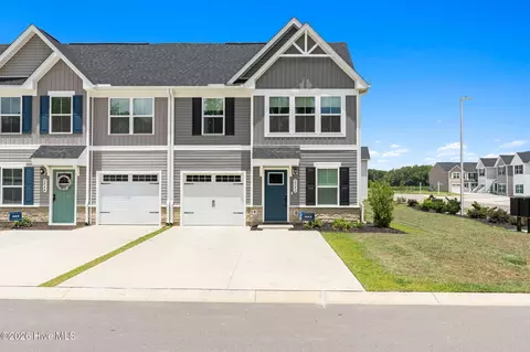 2042 Parow Ln NW, Calabash, NC 28467