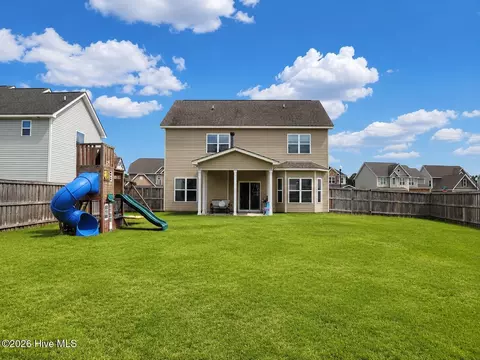 Exterior - 589 Aurora Pl, Hampstead, NC 28443 photo 11 of 26